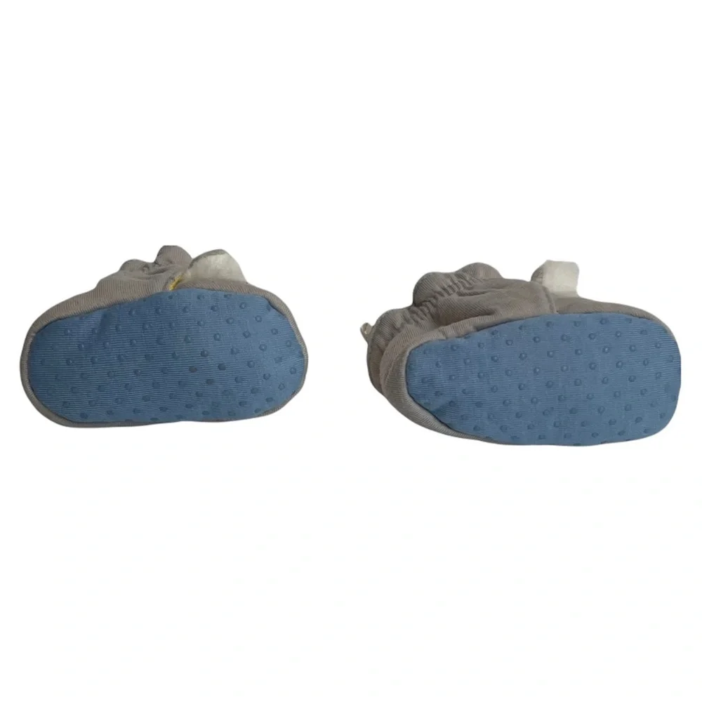 TARGET Baby Shoes Animal Bear Gray Yellow Size 0-3 months
